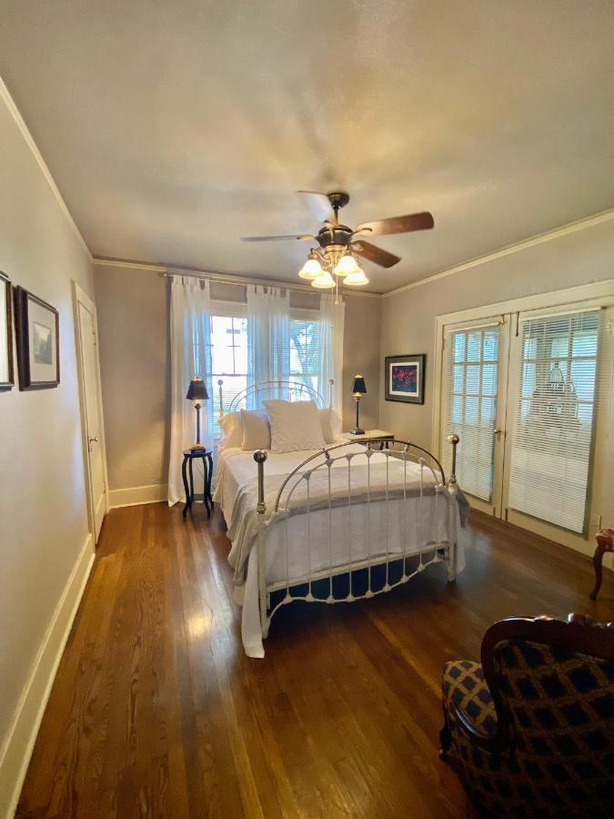 The Empress Of Little Rock Bed & Breakfast Exterior foto