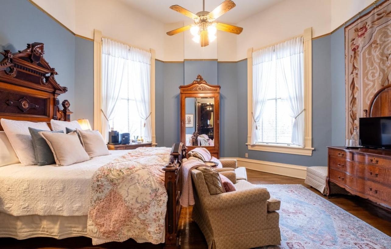 The Empress Of Little Rock Bed & Breakfast Exterior foto